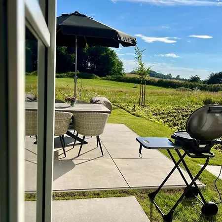 Kuesteneck Mit Meerblick Und Wellnessbereich * Lohme