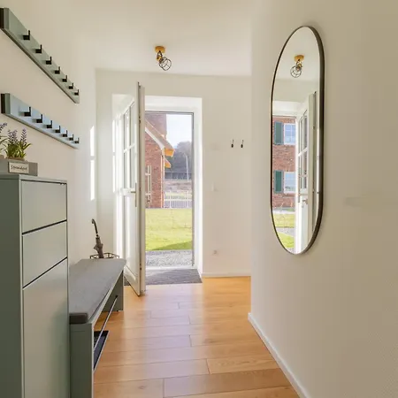 Kuesteneck Mit Meerblick Und Wellnessbereich
