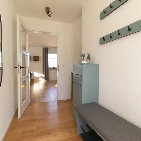 Kuesteneck Mit Meerblick Und Wellnessbereich * Lohme