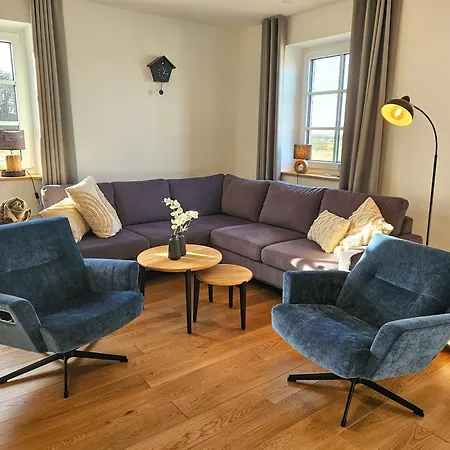 Kuesteneck Mit Meerblick Und Wellnessbereich