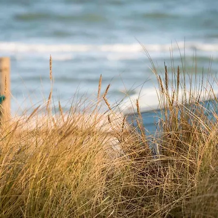 Kuesteneck Mit Meerblick Und Wellnessbereich Lohme