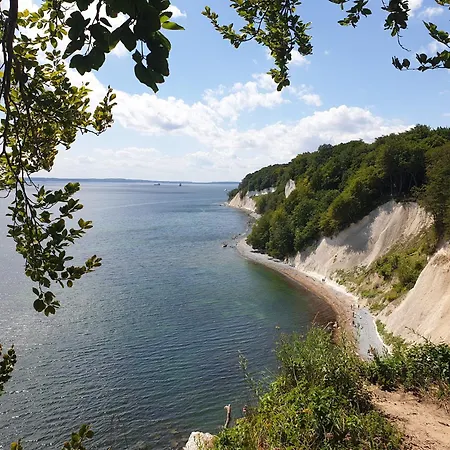 Kuesteneck Mit Meerblick Und Wellnessbereich Nyaraló